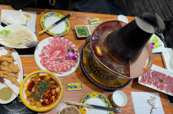 赤峰美食店