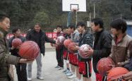 赤峰九中篮球馆电话多少号