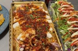 赤峰三里桥烧烤店电话号码