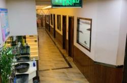 赤峰湖中饭店订餐电话号码查询
