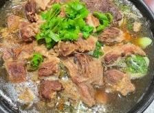 赤峰锦绣游泳馆电话号码多少