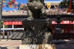赤峰乌丹镇男装店地址电话号码