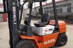 赤峰高位叉车经销商电话号码