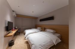 赤峰紫新宾馆电话号码多少号