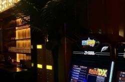 赤峰酒馆便利店电话多少号