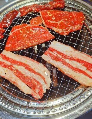 赤峰王菲家烤肉电话号码查询-第1张图片