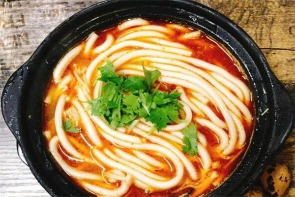 赤峰土豆粉代理电话是多少号-第1张图片
