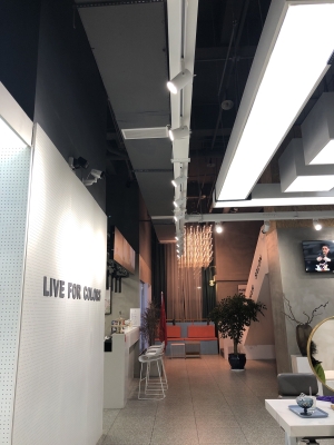 赤峰发型师烫发染发店电话号码-第1张图片