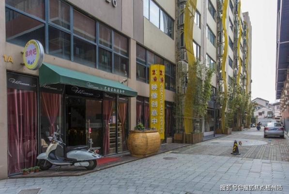 赤峰红山足球场电话号码多少-第1张图片