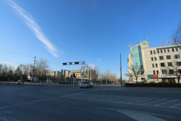 赤峰天山匹克专卖店电话-第1张图片