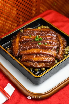 赤峰水煮牛肉店电话号码多少-第1张图片