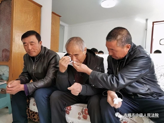赤峰市异地身份证在哪办理-第1张图片