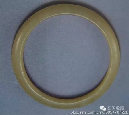 赤峰回收玉手镯电话号码多少-第1张图片