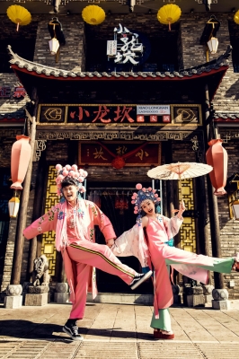 赤峰红山婚纱店电话号码多少-第1张图片