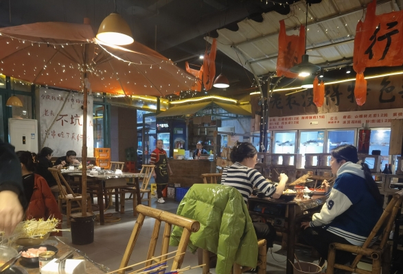 赤峰诸葛烤串店电话号码多少-第1张图片