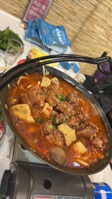 赤峰熏猪蹄团购电话号码查询-第1张图片