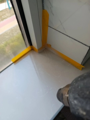 赤峰木制家具磕碰修复电话号码-第1张图片