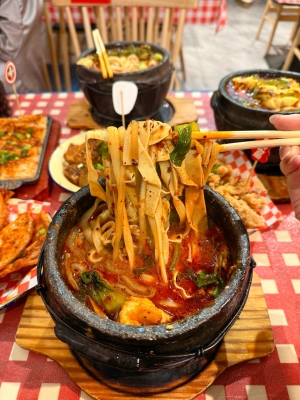 赤峰砂锅实体店电话多少号-第1张图片