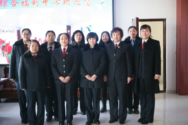 赤峰老人服装批发市场电话号码-第1张图片