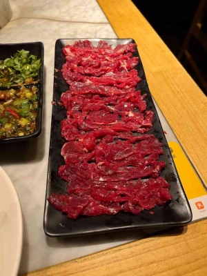 赤峰市新城区肉店电话号码-第1张图片