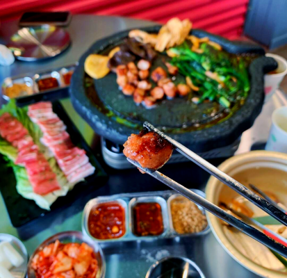 赤峰八芳烤肉牛肠店电话号码-第1张图片