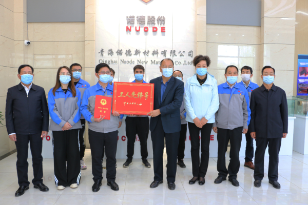 赤峰装修偷换工人材料电话号码-第1张图片