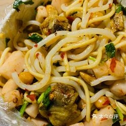 赤峰市医院美食街电话号码是多少-第1张图片