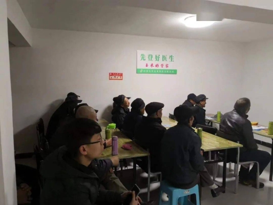 赤峰家合折扣店地址电话号码-第1张图片