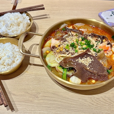 赤峰好吃的麻辣烫-第1张图片