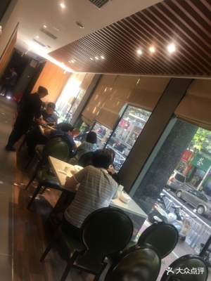 赤峰轩润学府舞蹈班电话号码-第1张图片