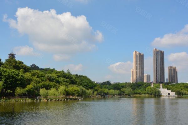 悦万城电玩城赤峰店电话多少-第1张图片