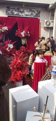 赤峰结婚证件照推荐电话是多少-第1张图片