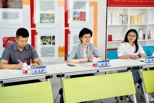 赤峰学院图书馆 刘明洁电话是多少-第1张图片