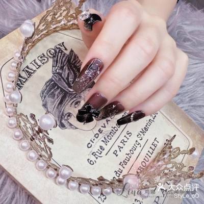 赤峰妖娆美甲美睫店电话号码-第1张图片