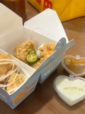 赤峰蜜哆哆炸鸡店地址电话号码-第1张图片