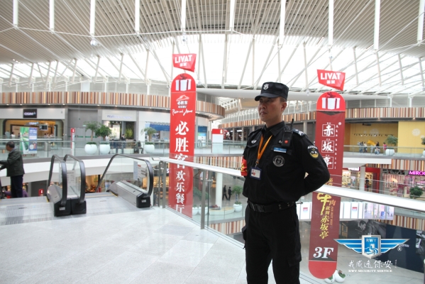 赤峰十二中保安招聘电话号码-第1张图片