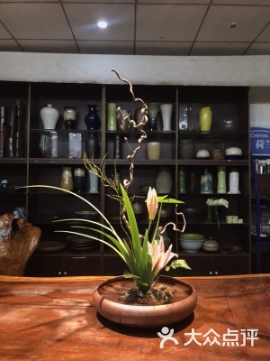 清雅花艺馆赤峰店电话地址是多少-第1张图片
