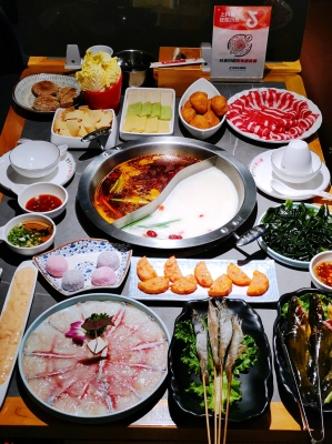涮鱼火锅赤峰店电话多少号-第1张图片