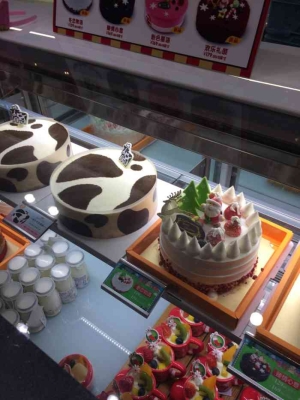 赤峰市熔岩蛋糕店电话号码-第1张图片