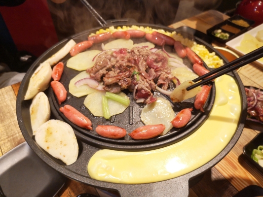 赤峰汉达山烤肉店电话号码-第1张图片