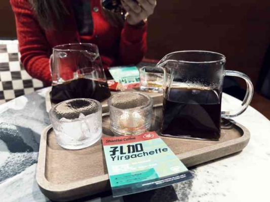 赤峰超级千层蛋糕店电话号码-第1张图片