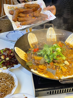 赤峰地锅烧烤电话号码多少-第1张图片