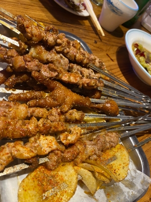赤峰老头烤腰子店电话号码多少-第1张图片