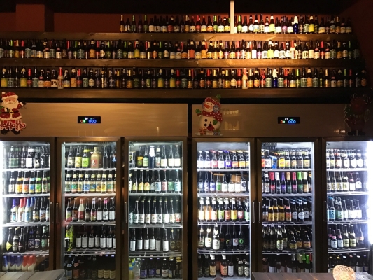 赤峰团购啤酒电话多少了啊-第1张图片