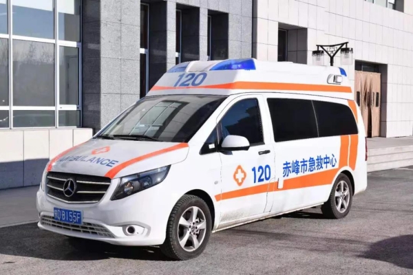 赤峰医院长途救护车电话号码-第1张图片