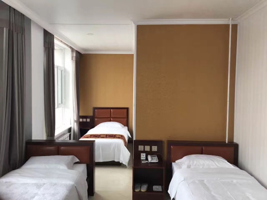 赤峰市圣伦比酒店电话号码-第1张图片