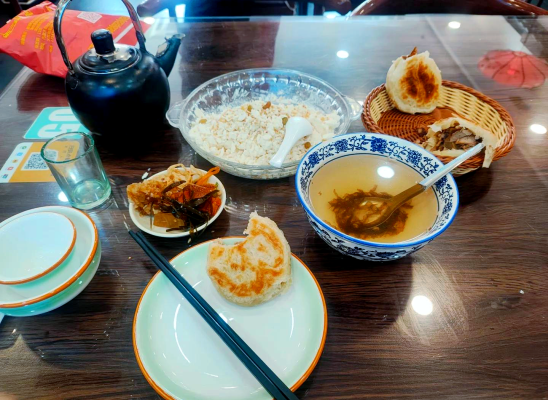 赤峰南滨理发店电话地址查询-第1张图片