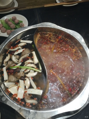 赤峰市福牛牛骨火锅电话号码-第1张图片