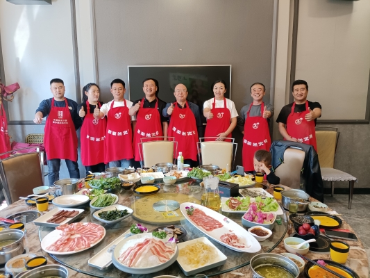 赤峰牛羊肉餐馆电话号码多少-第1张图片