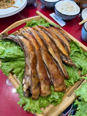 赤峰市手扒羊肉店电话号码-第1张图片
